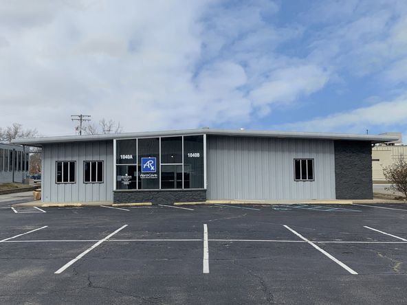 Attractive Investment Opportunity or High Visibility Space for Lease: 1040 2nd St, Columbus, IN 47201